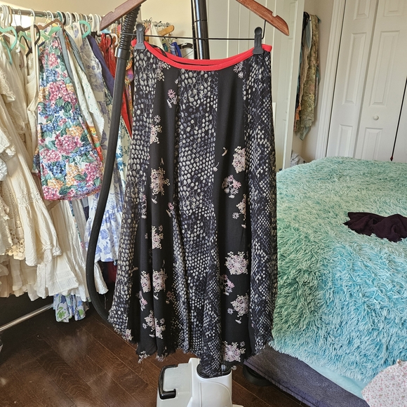 Free People Dresses & Skirts - Floral Black Skirt